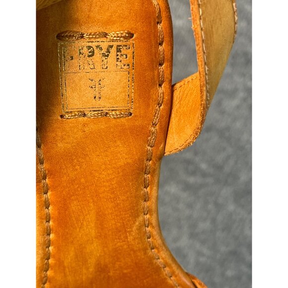 FRYE womens sandels size 8.5M Brown Nutral color Comfy Pre0owned - Picture 7 of 16